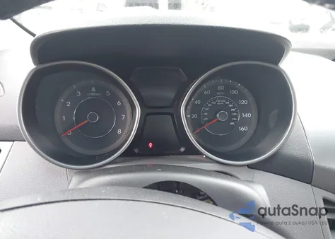 2013 Hyundai Elantra Limited из США, поврежденный, VIN 5NPDH4AE7DH210373